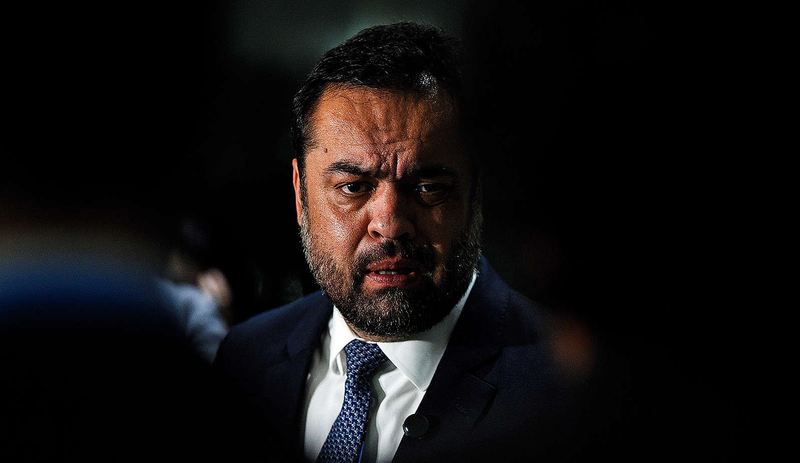 Renúncia de Castro: A Manobra Política que Redesenha o Futuro Fluminense