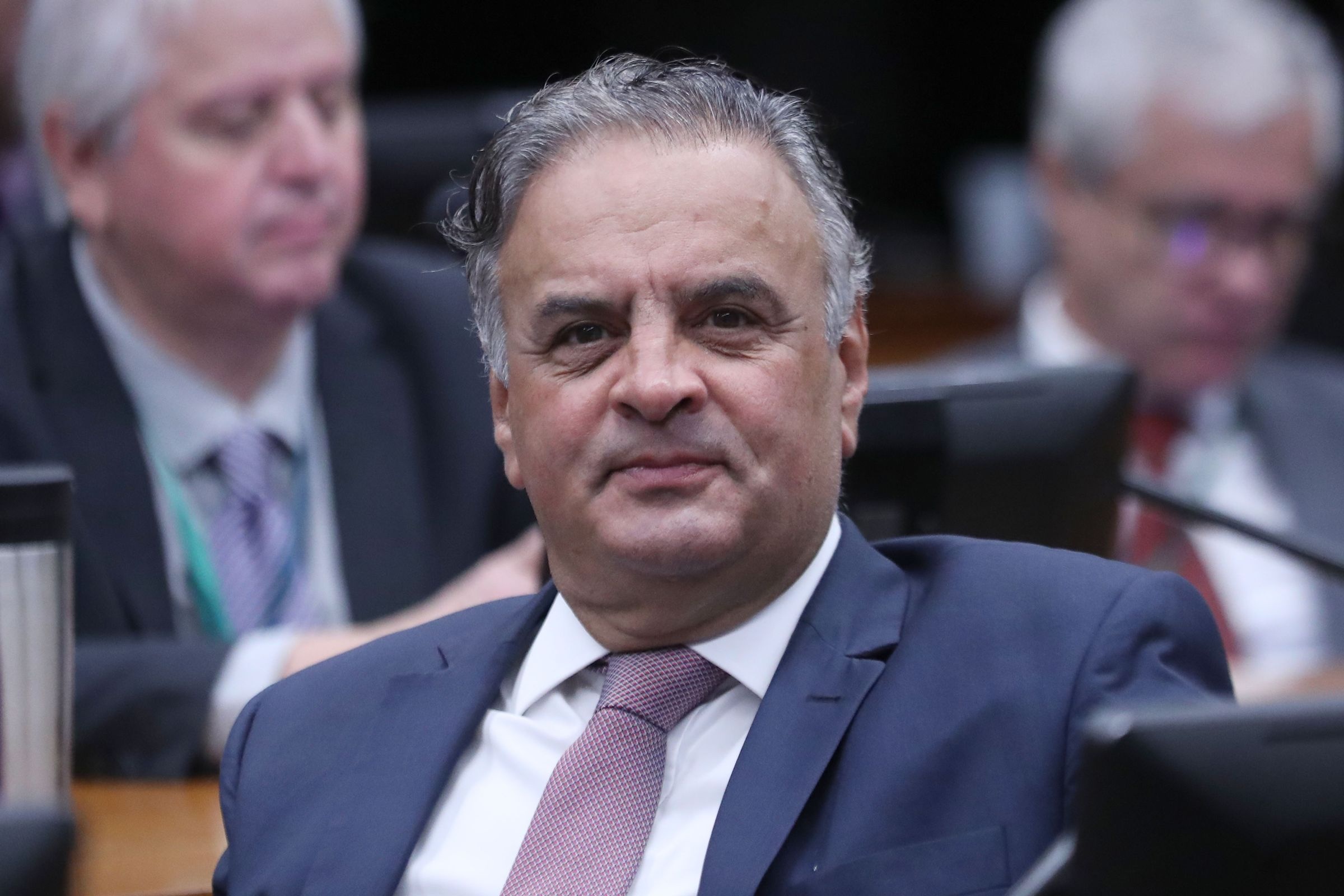 Patrimônio de Aécio Neves: A Herança e a Transparência na Política Brasileira