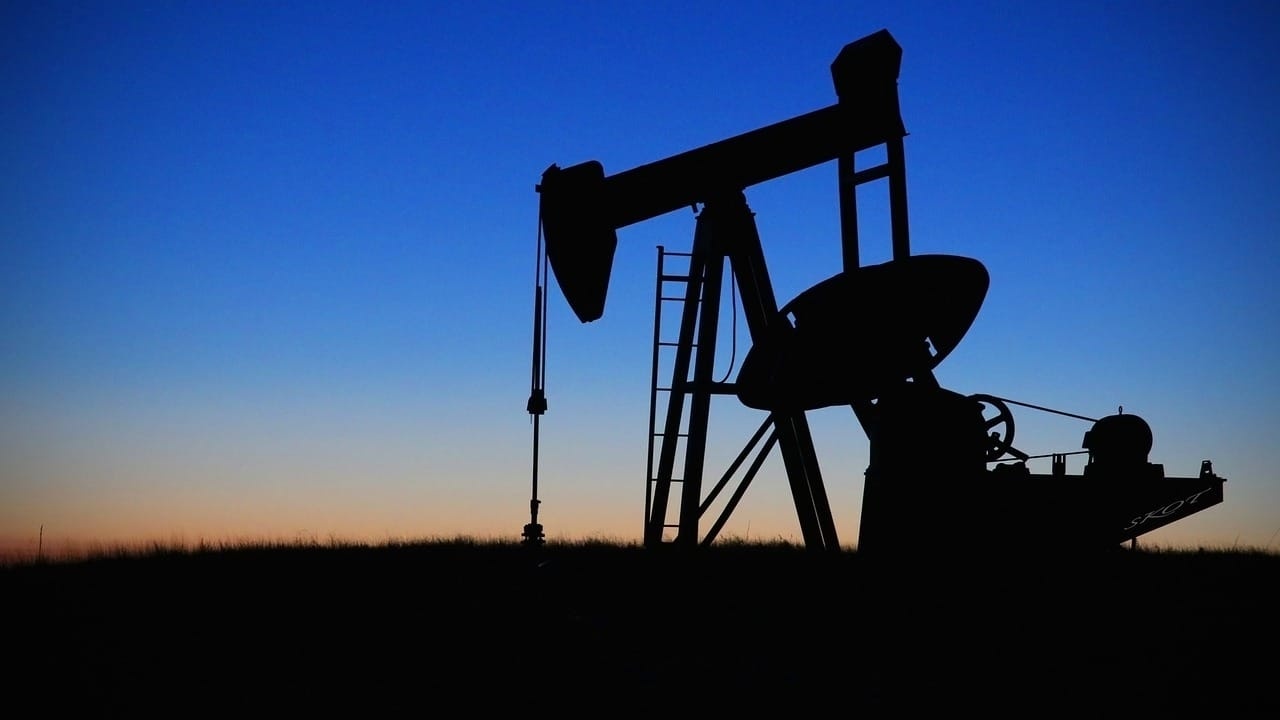 Crise em Ormuz: AIE Alerta para ‘Zona Vermelha’ no Mercado Global de Petróleo