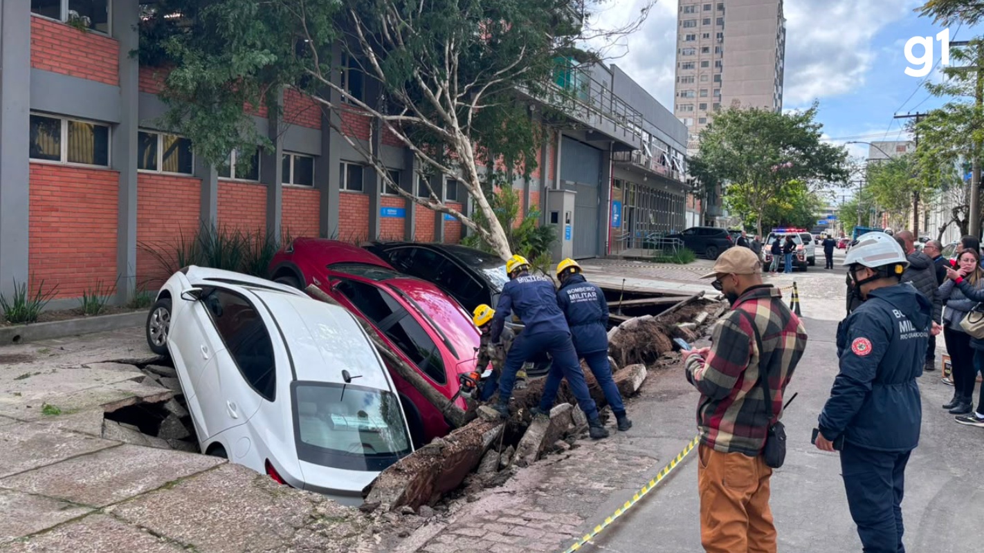 Colapso de Calçada em Porto Alegre Expõe Fragilidade Subterrânea da Capital Gaúcha