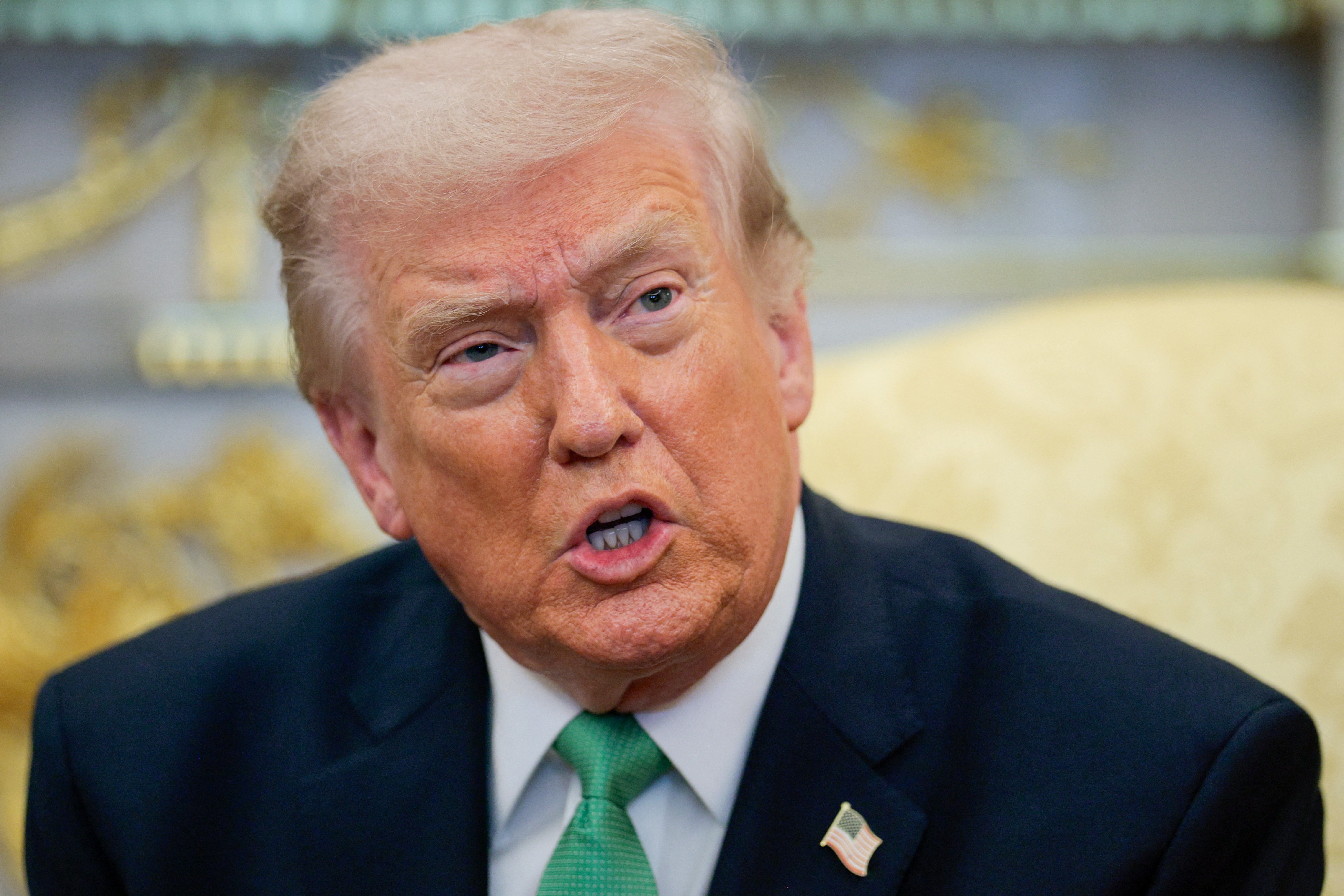 Influência Política e a Sombra da Deportação: A Instrumentalização do Poder em Disputas Pessoais