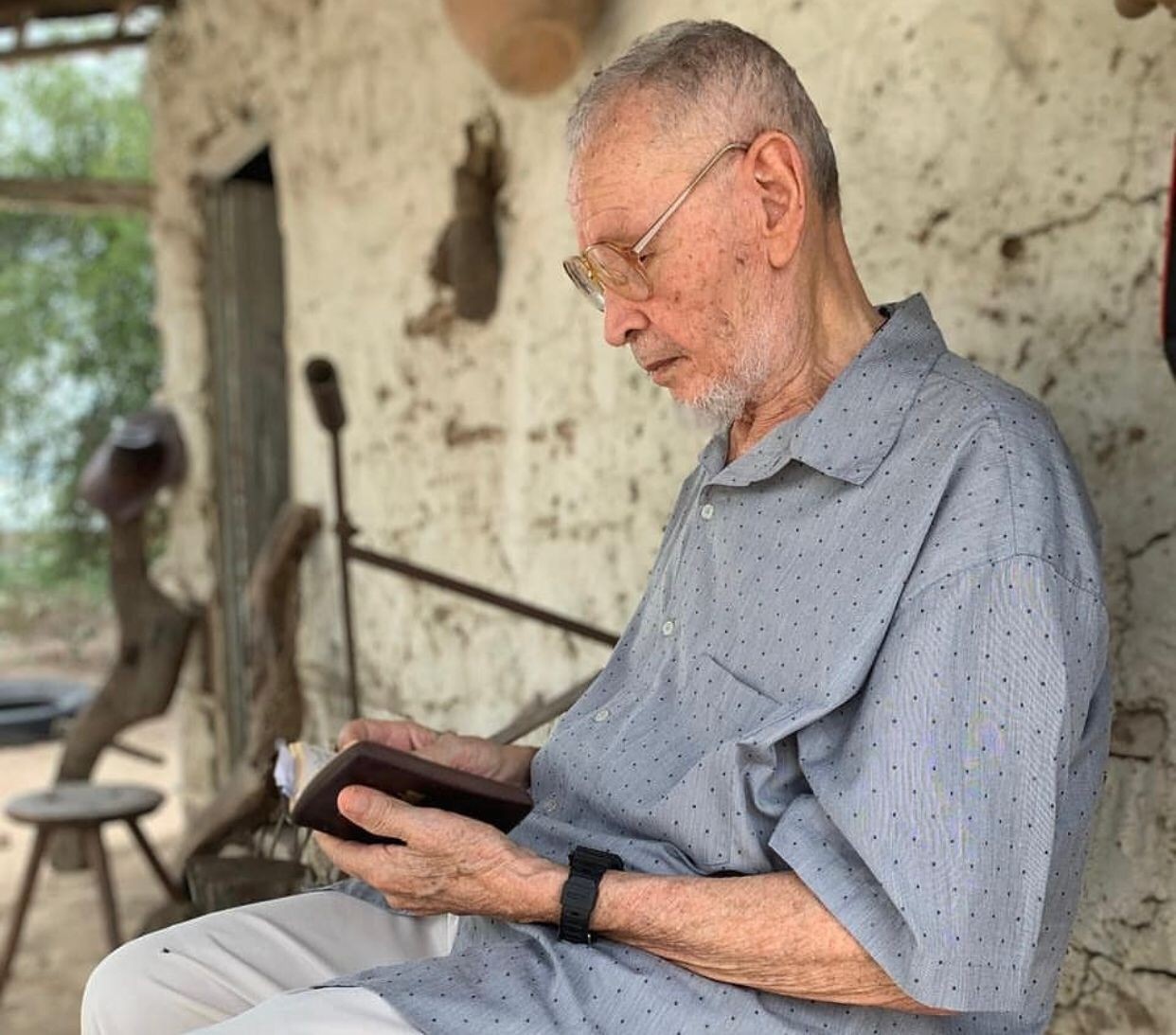 A Partida de Frei Enoque: O Vácuo de uma Liderança Dupla no Sertão Sergipano