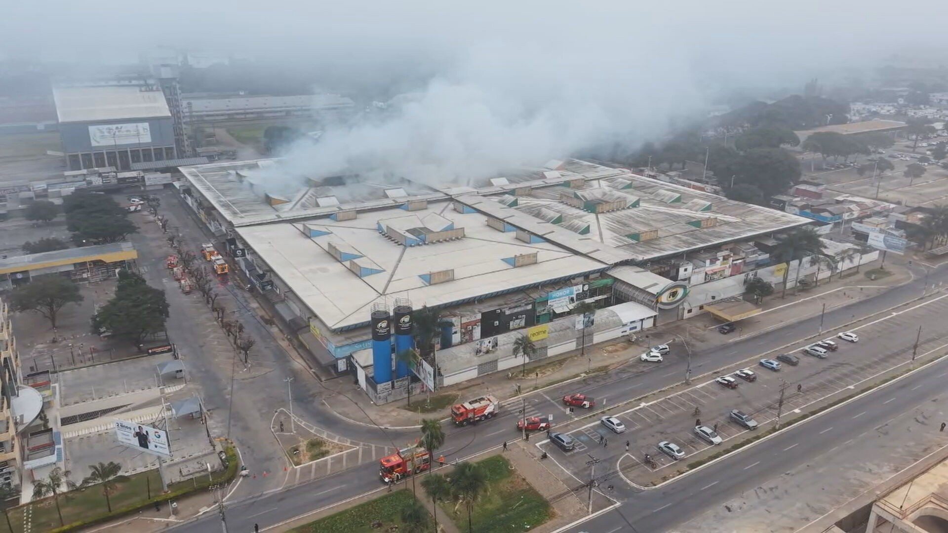 Incêndio na Feira dos Importados: A Reabertura Parcial e as Sombras sobre a Segurança do Comércio no DF