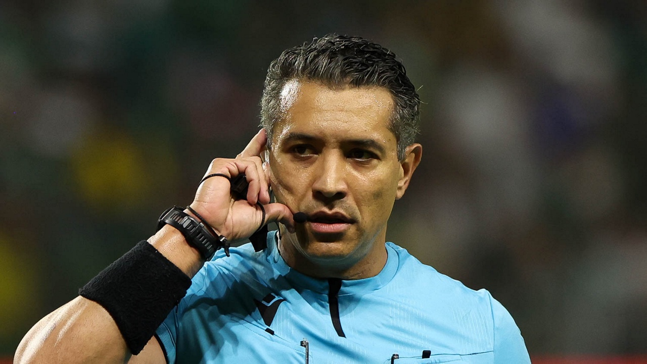 A Expulsão de Murilo: Um Revés Tático Que Desafia a Liderança do Palmeiras no Brasileirão