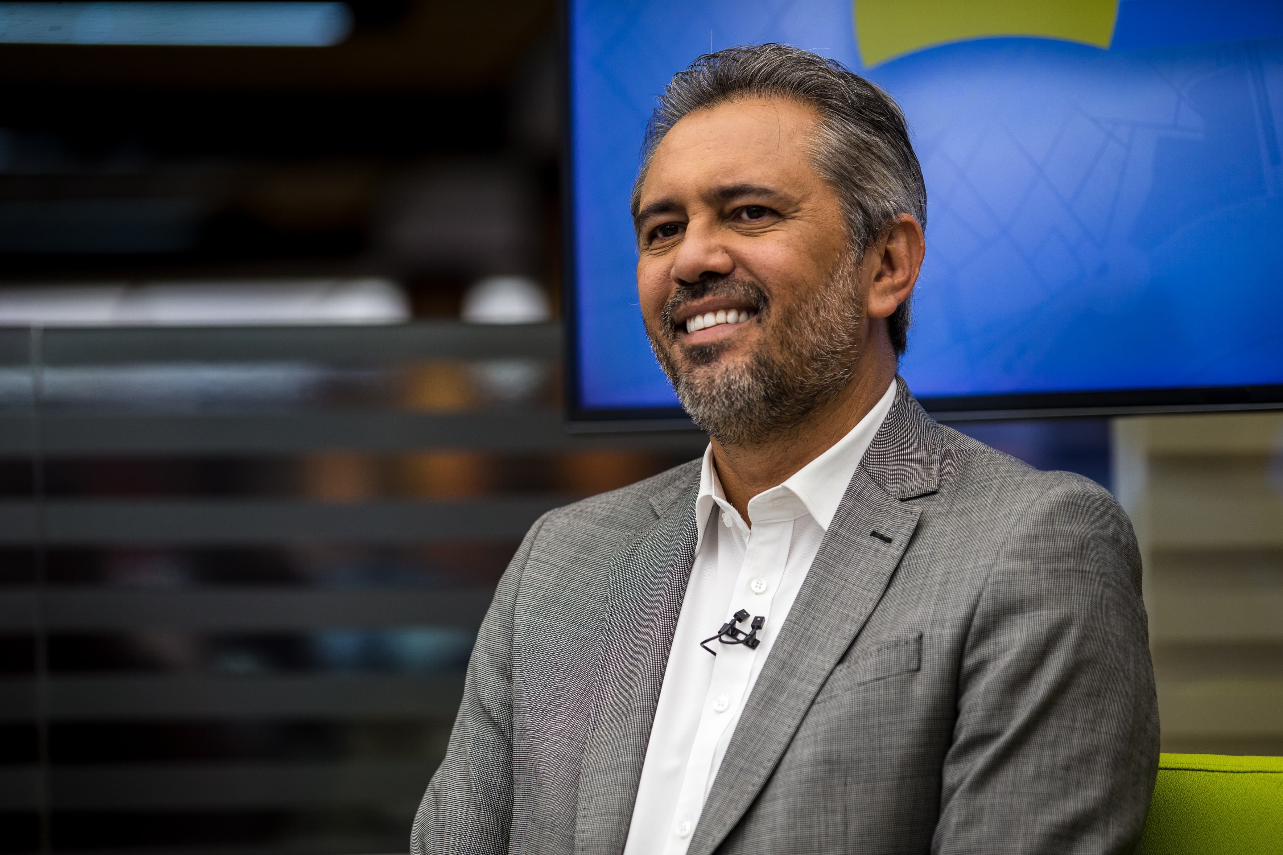 Reajuste Salarial no Ceará: Uma Análise Detalhada da Decisão para Governador e Vice e Seus Efeitos na Gestão Pública