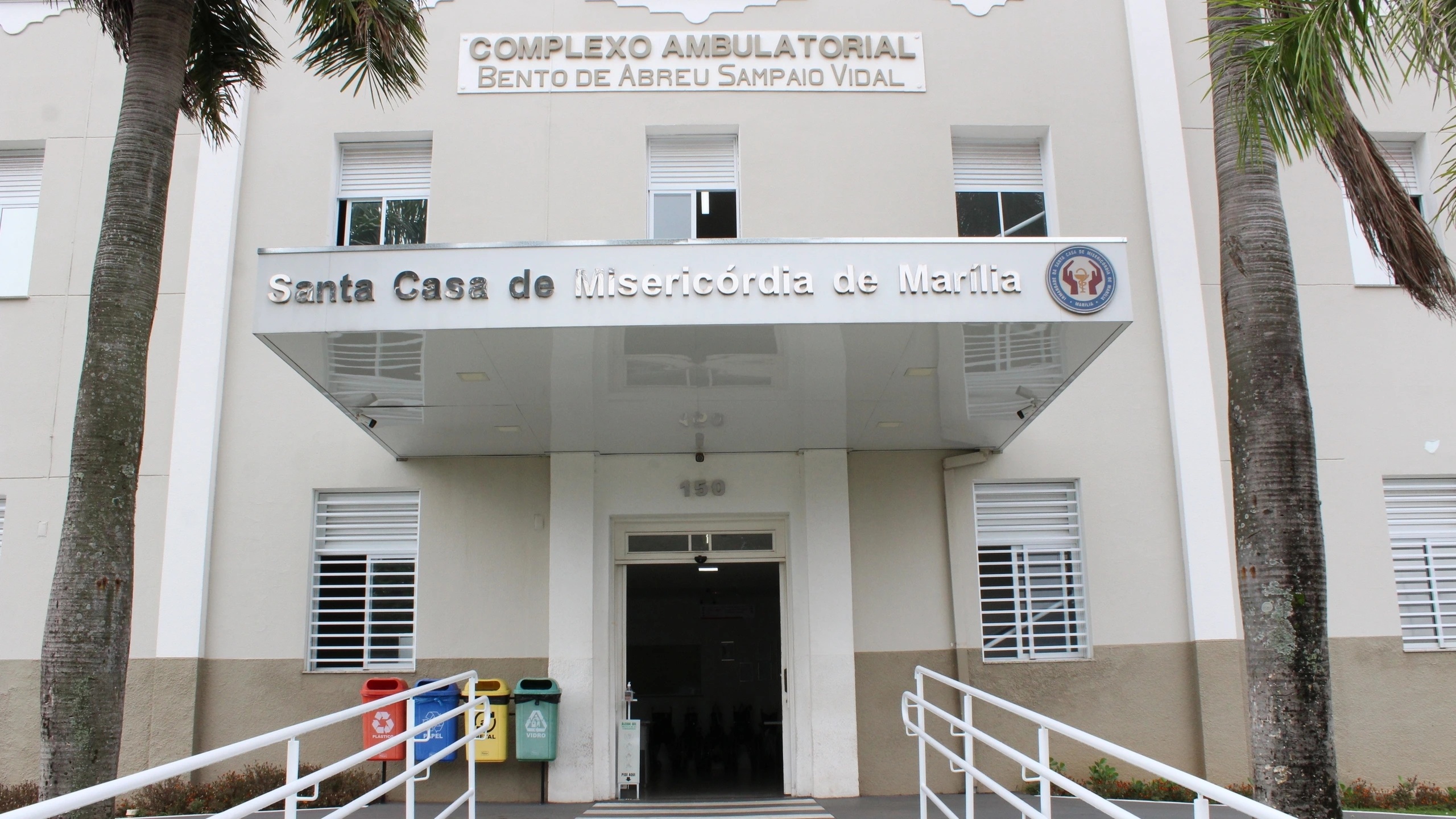 A Fragilidade do Pilar da Saúde Pública: O Mercado Bilionário por Trás das Santas Casas e o Despertar do Capital Privado