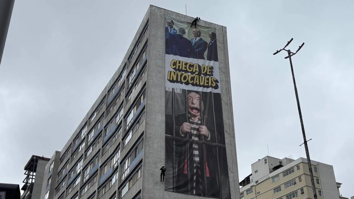 Confronto Institucional na Paulista: A Faixa de Zema e os Ecos da Tensão Política Nacional