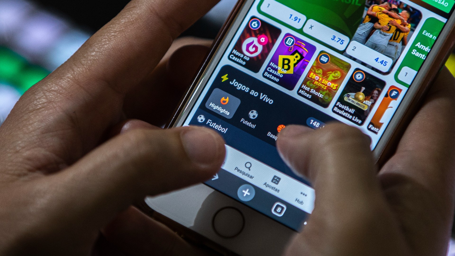 Restrições Australianas a Anúncios de Apostas: Um Precedente Tecnológico para a Regulação Digital