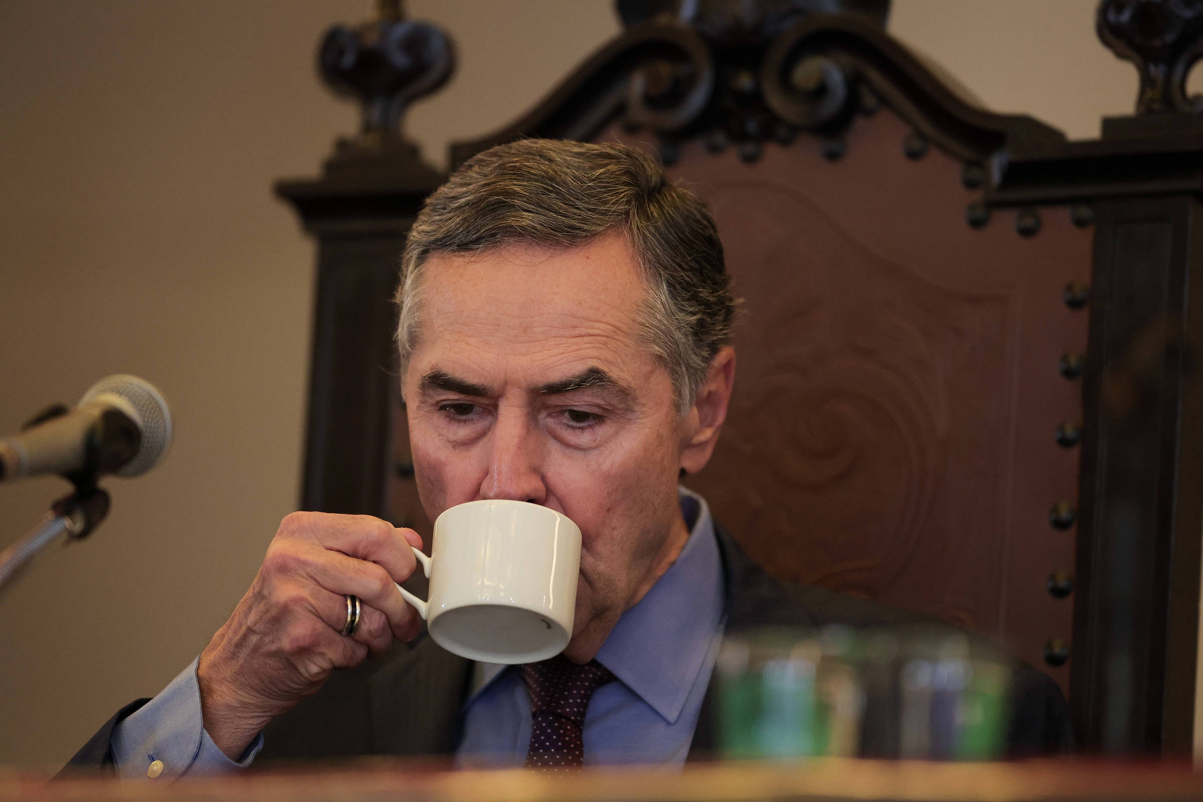 A Crise de Confiança no STF: O Eco do Escândalo Financeiro e a Busca por Integridade