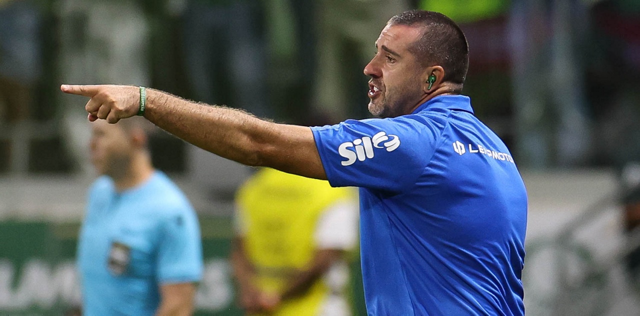 Palmeiras e o Silêncio Estratégico: A Profunda Dissidência que Reverbera no Brasileirão