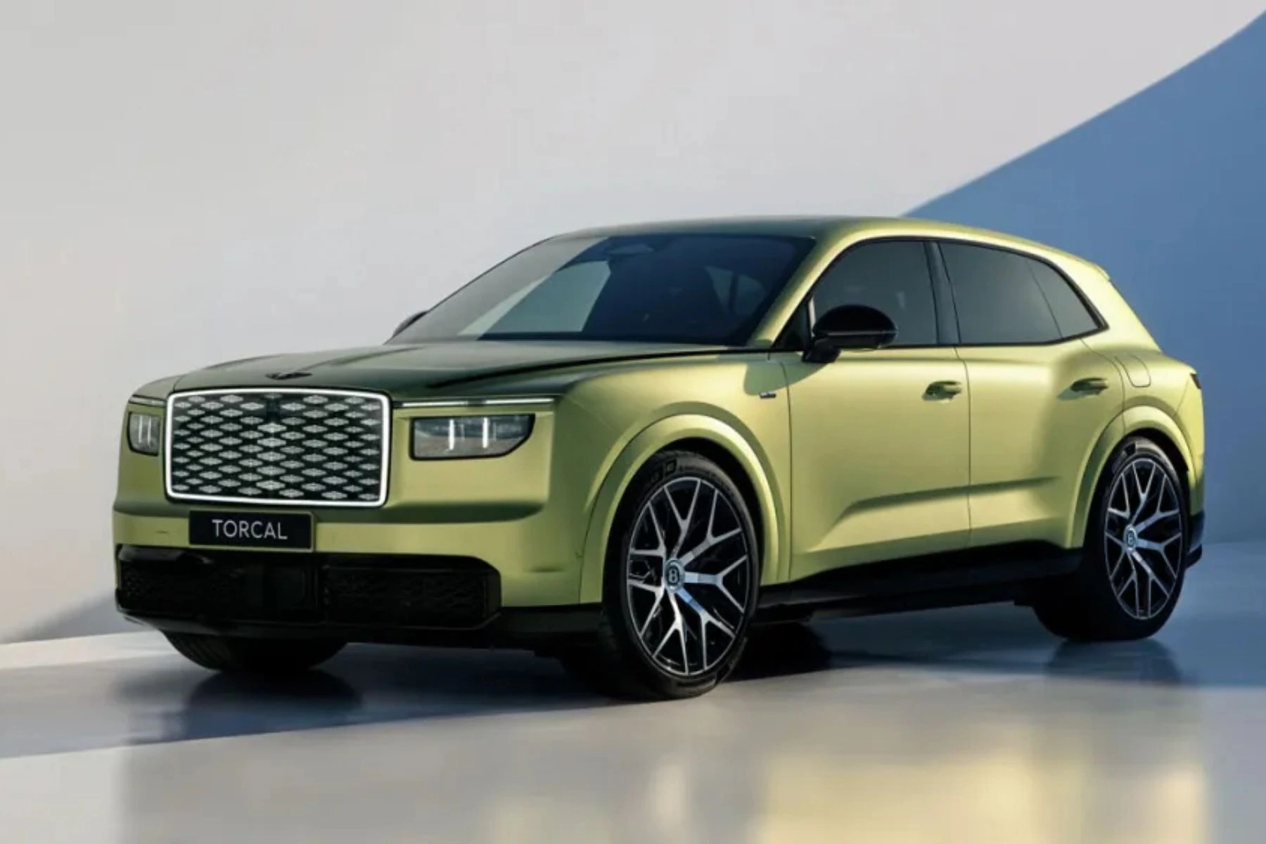 Bentley estreia carro eletricó