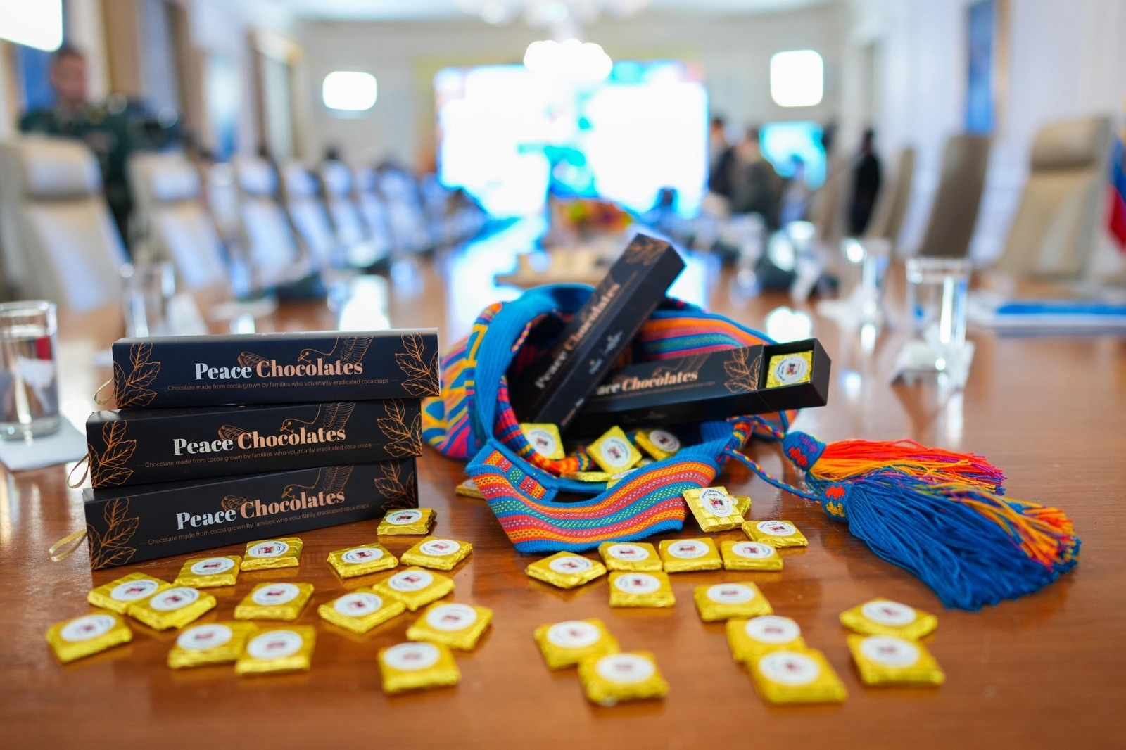 Bombardeio na Fronteira Colômbia-Equador: A Tragédia Humana e a Geopolítica da Cocaína na América Latina