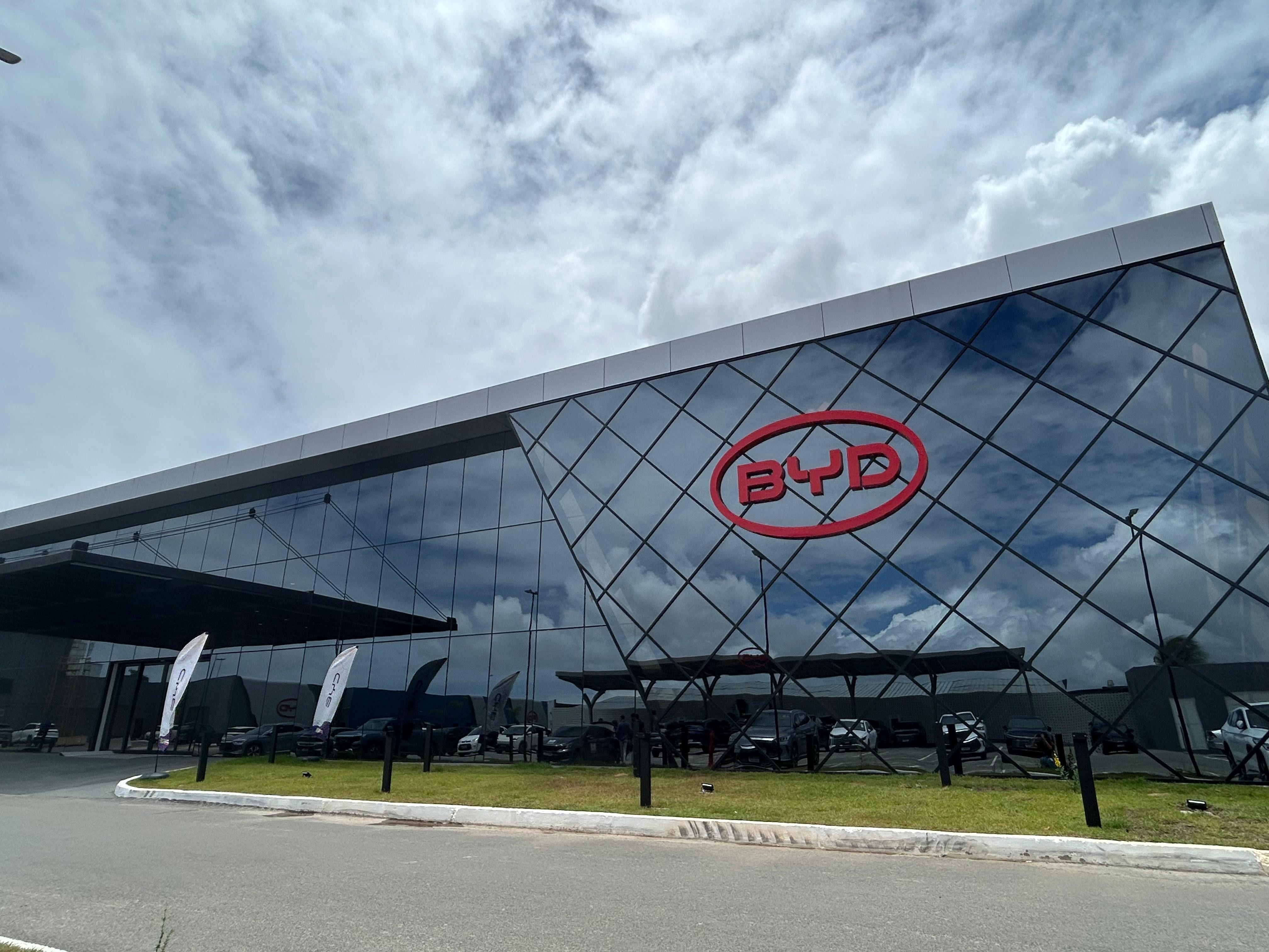 Expansão da BYD em Camaçari Redefine Cenário de Emprego e Impulsiona Economia Regional Baiana