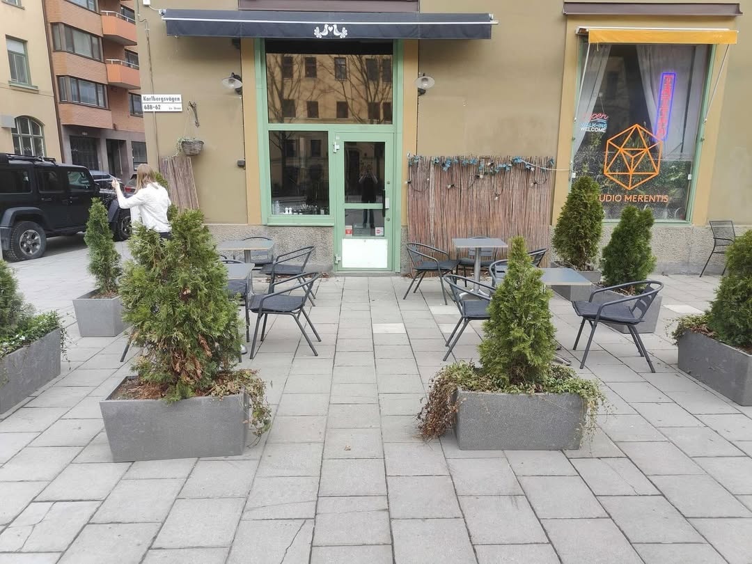 IA na Liderança: Café Sueco Revela Complexidades e Dilemas do Futuro da Gestão Empresarial