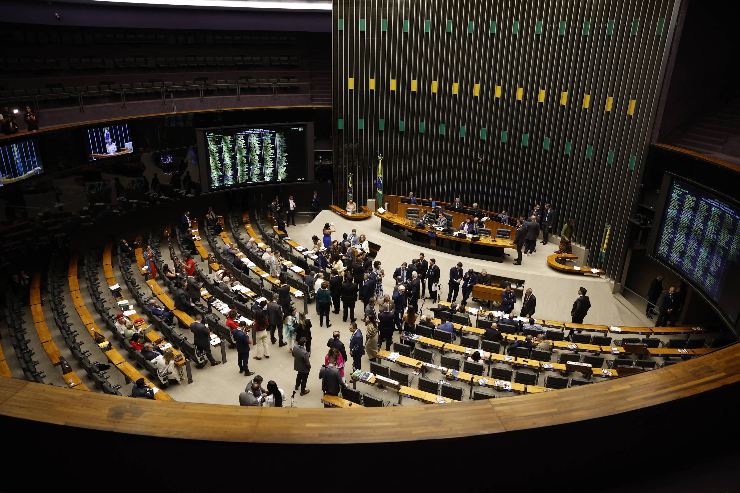 Regulação Digital em Urgência: O Avanço do Cade Reconfigura o Poder das Big Techs no Brasil