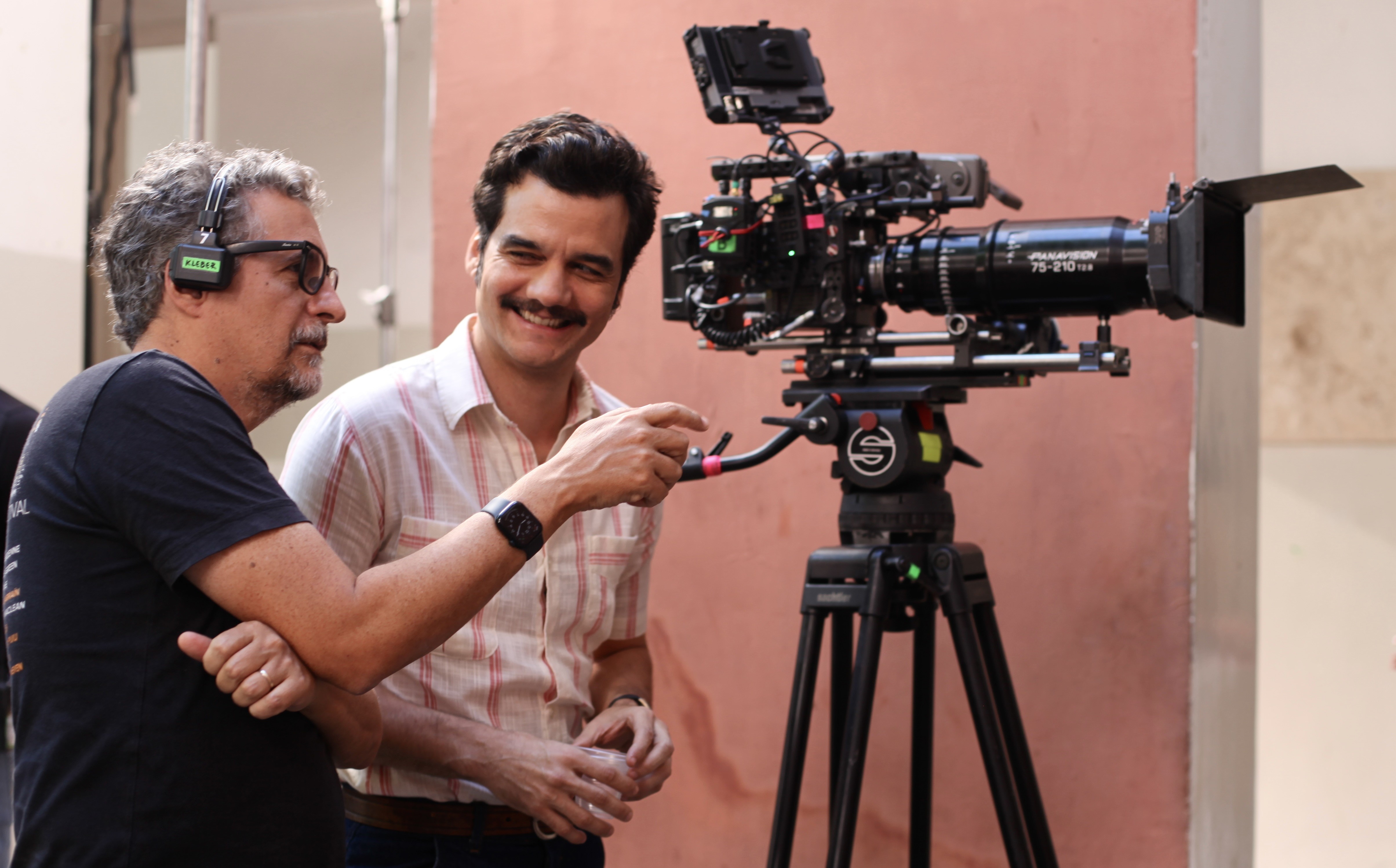 Rejeição a Wagner Moura na Câmara do Recife: Uma Análise das Entrelinhas Políticas e Culturais