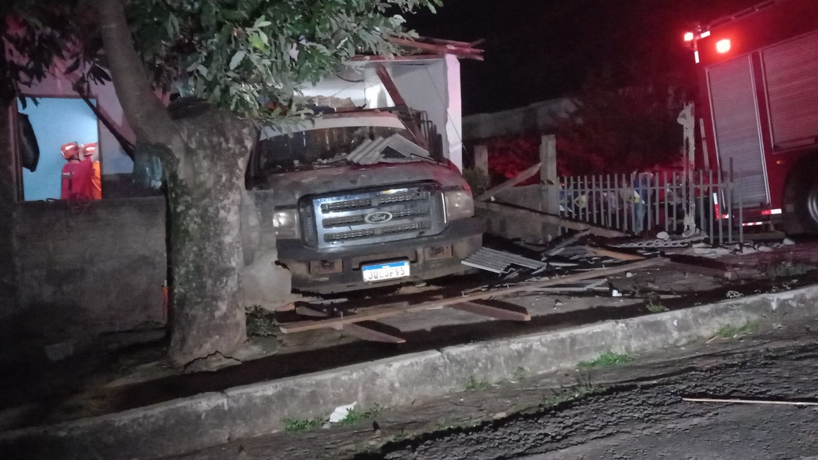 Tangará da Serra: Tragédia Familiar Expõe Fragilidades Estruturais em Segurança Urbana e Veicular