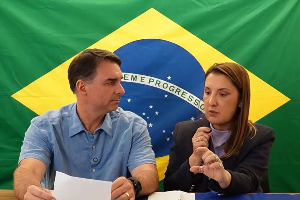 A Proliferação de 'TVs Próprias' na Política Digital: O Novo Campo de Batalha Eleitoral