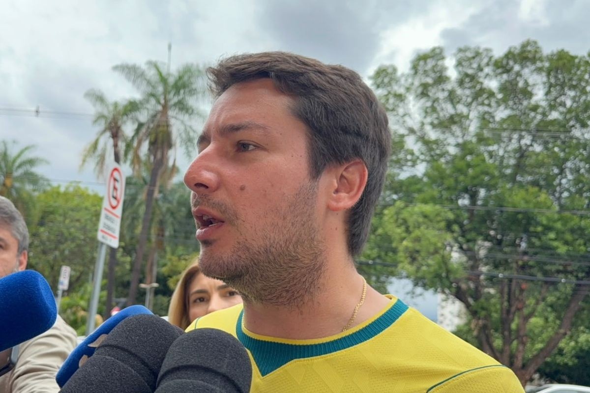 Eleições no Mato Grosso do Sul: Candidatos votam e criticam decisão da Justiça Eleitoral