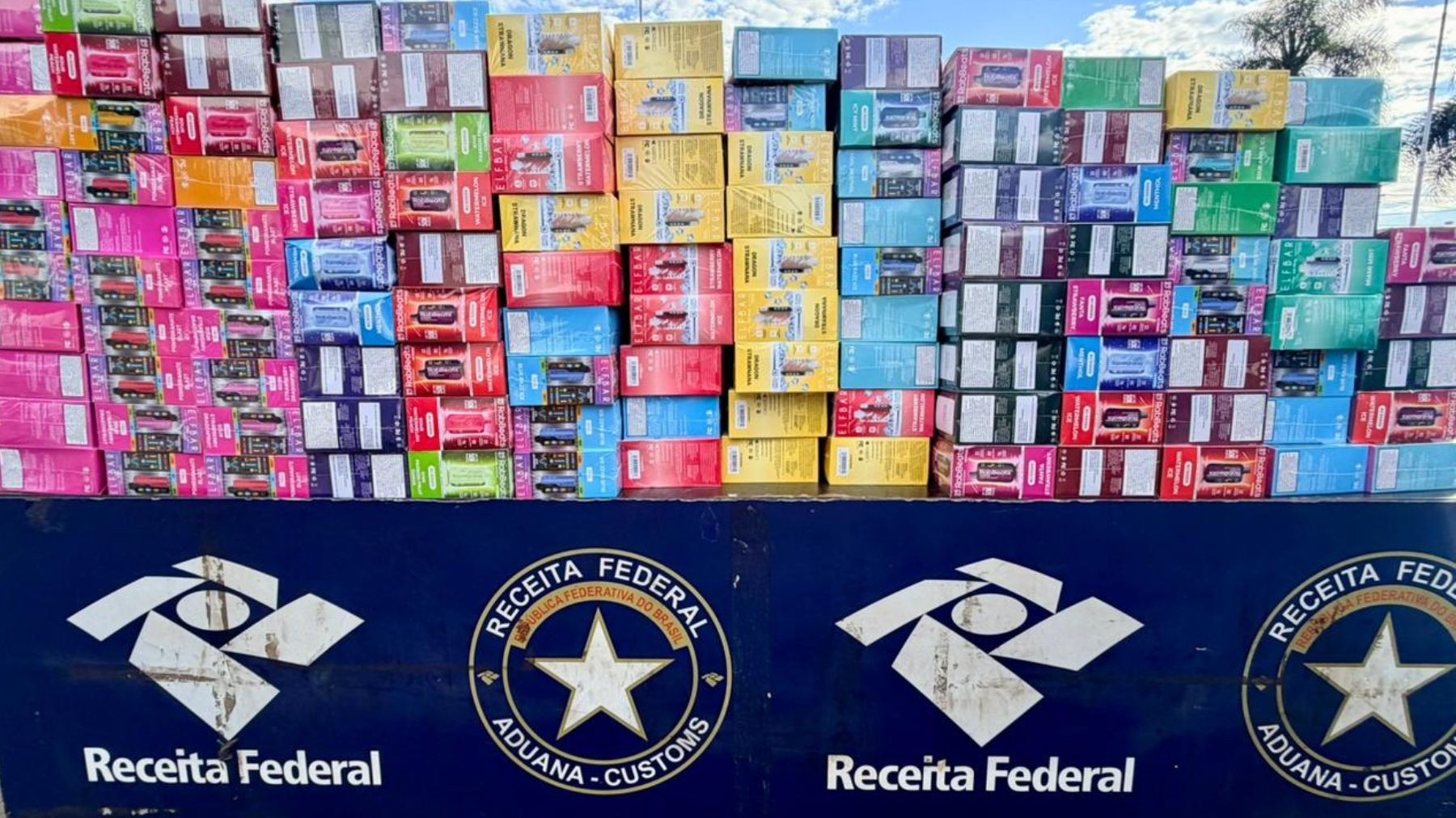 Apreensão de 10 Mil "Pods" em Foz do Iguaçu: Um Raio-X dos Desafios na Fronteira e Seus Reflexos Regionais