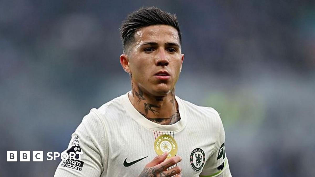 Afastamento de Enzo Fernández no Chelsea: O Impacto Tático na Disputa por Vagas Europeias