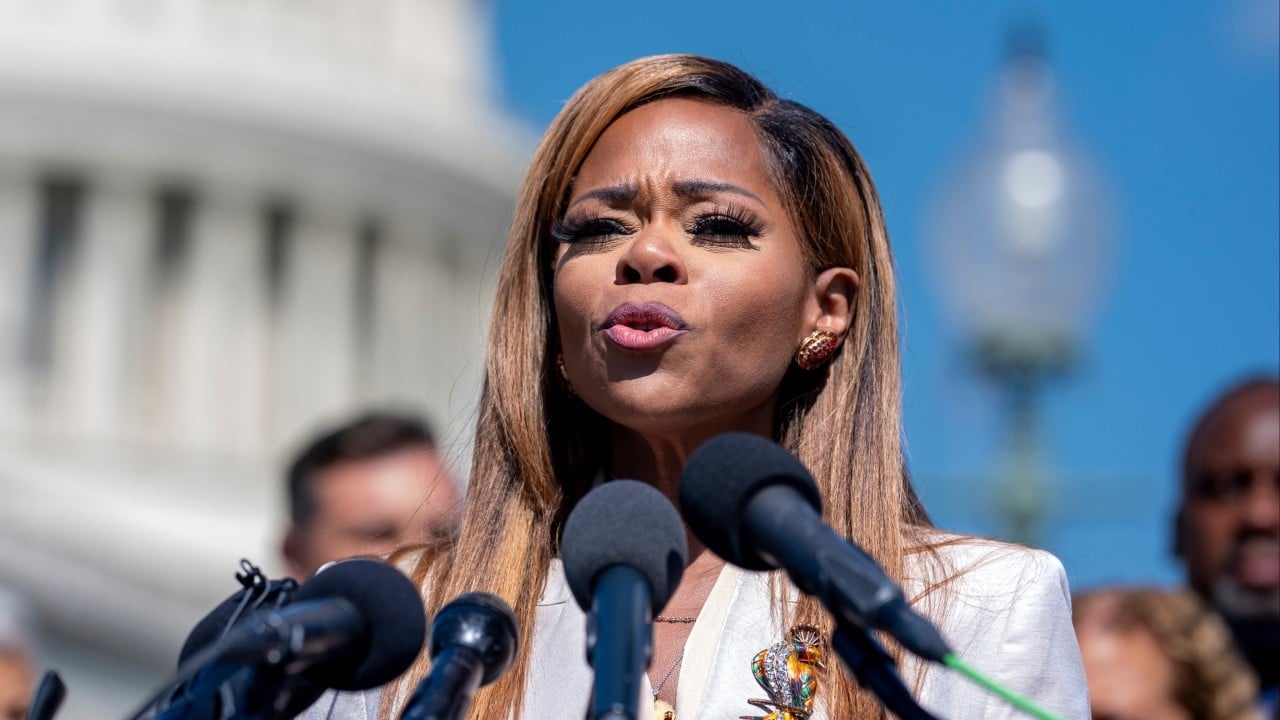 Crise de Ética Aprofunda-se no Congresso Americano com Terceira Renúncia em Uma Semana