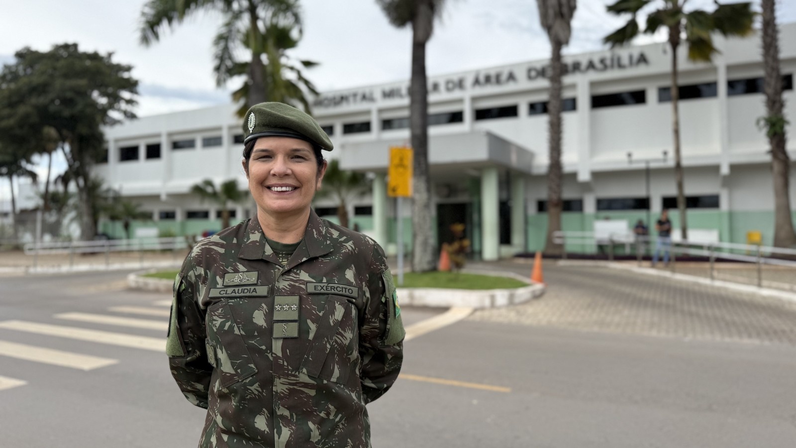 General Cláudia Cacho: O Impacto da Liderança Feminina e Técnica no Hospital Militar do DF