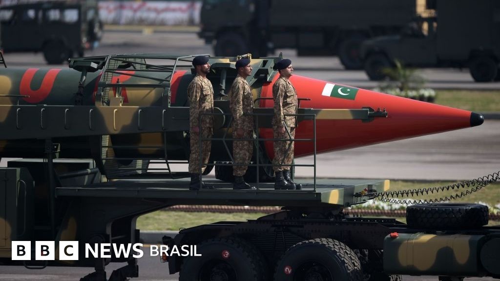 A Ironia Atômica: Como a Guerra no Irã Pode Acender uma Nova Corrida Nuclear Global