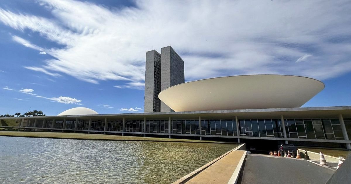 Congresso Instala Comissão para Analisar Reajuste Salarial de Forças de Segurança do DF e Ex-Territórios