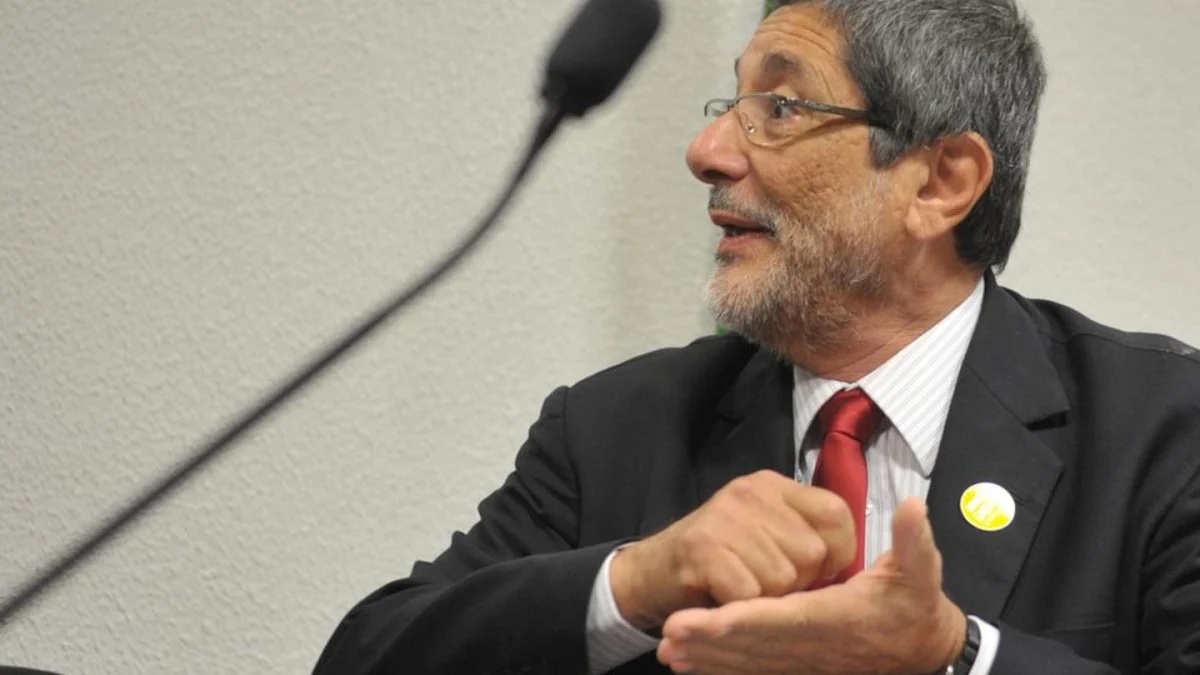 Judiciário em Crise: A Complexa Visão de Lula e a Interdependência dos Poderes