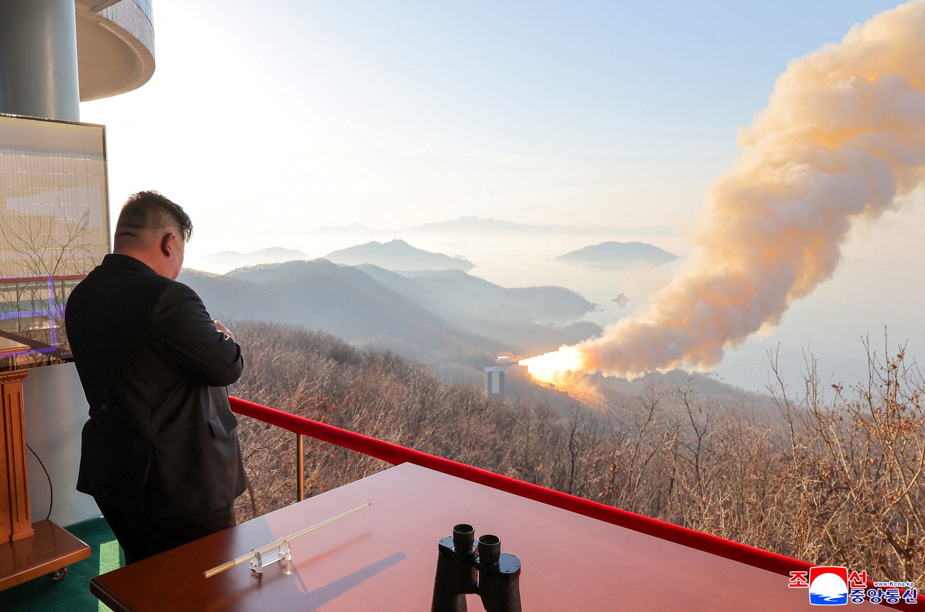 Coreia do norte testa míssil Inovador com inteligência artificial