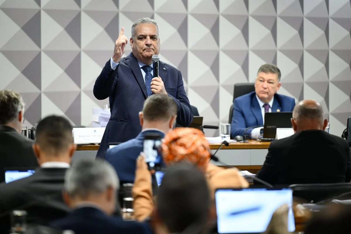 Rejeição da CPMI do INSS: O Entrave à Responsabilização e Suas Implicações