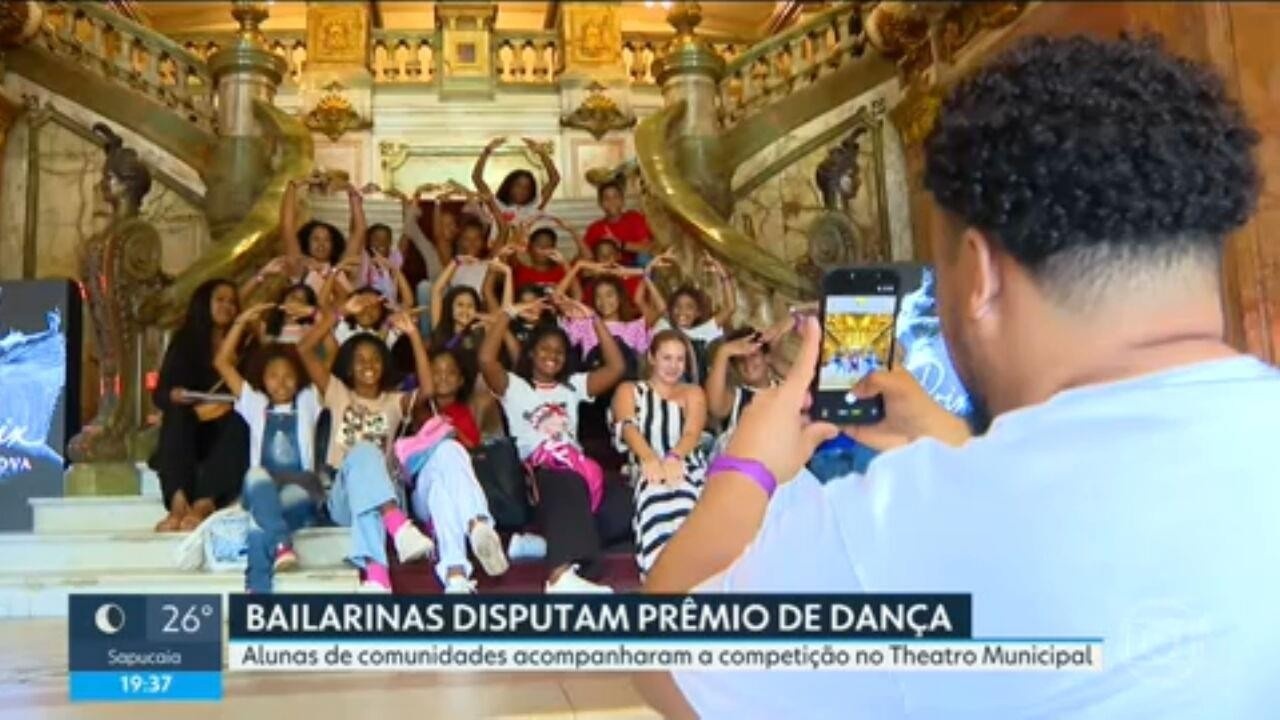 Inclusão Cultural e Futuro: O Despertar de Oportunidades para a Cidade de Deus no Theatro Municipal