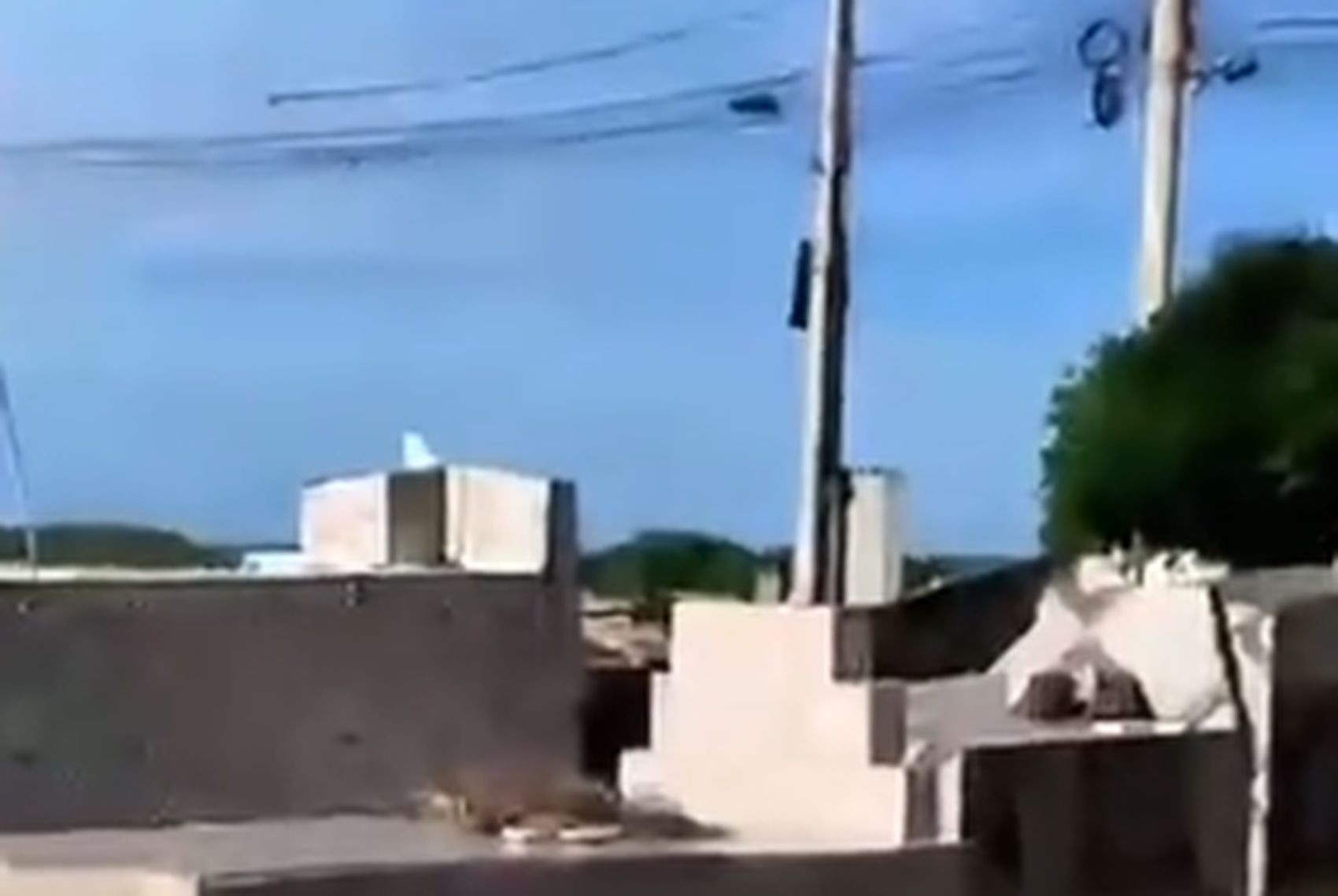 Profanação Recorrente: Vandalismo em Cemitério de Aracaju Expõe Desafios na Gestão do Espaço Urbano e da Memória Coletiva