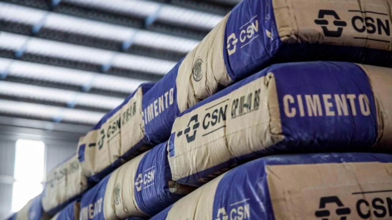 CSN Refinancia Dívida de US$ 1,4 Bilhão: Uma Análise da Reorganização Estratégica