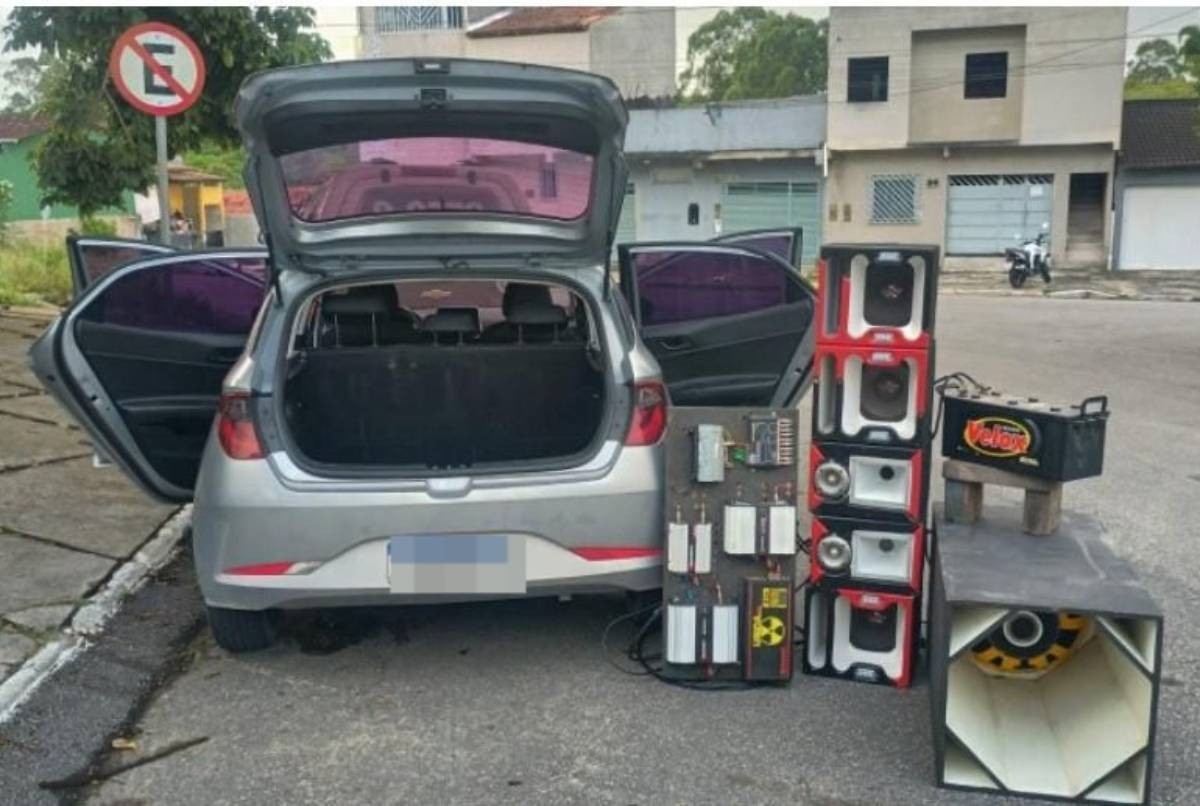 Denúncia de Perturbação do Sossego em Eunápolis Desvenda Rede de Ilegalidades e Alerta para Segurança Regional