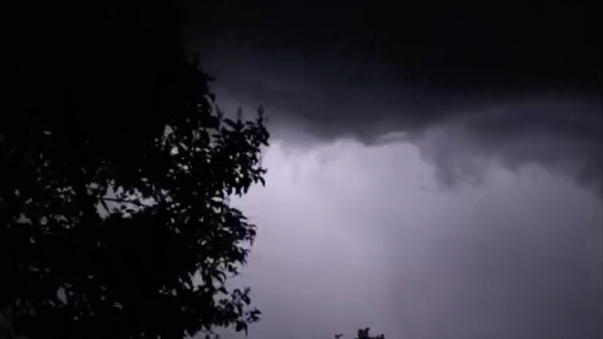 Meteorologistas desmentem supercélula como tornado em São Luiz Gonzaga, RS