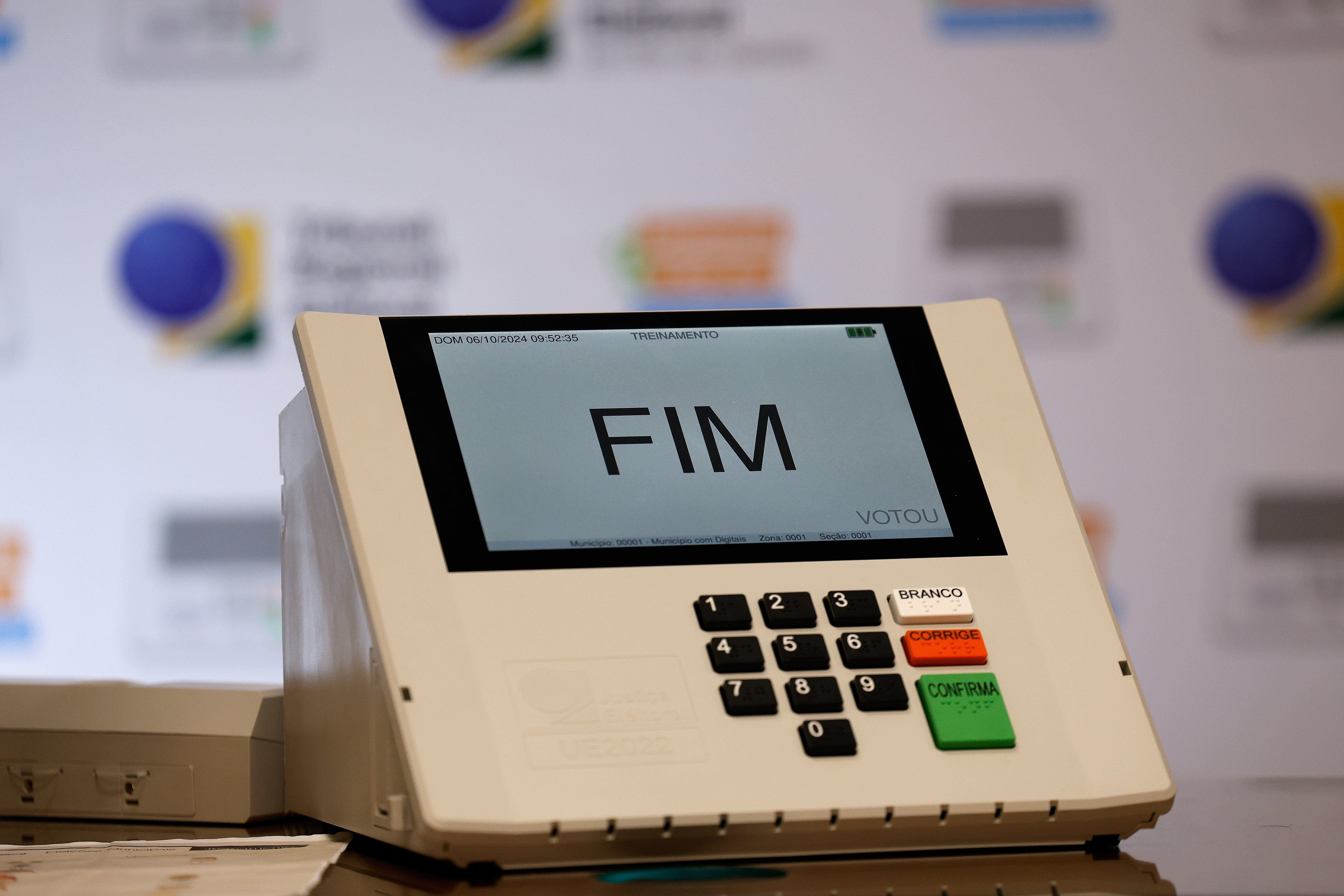 Eleições 2026: A Urgência do Voto em Trânsito e o Redesenho da Participação Cidadã