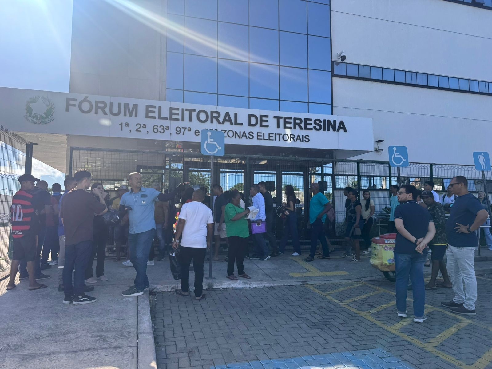 A Crise Silenciosa da Cidadania no Piauí: O Impacto Profundo das Filas Eleitorais na Democracia Regional