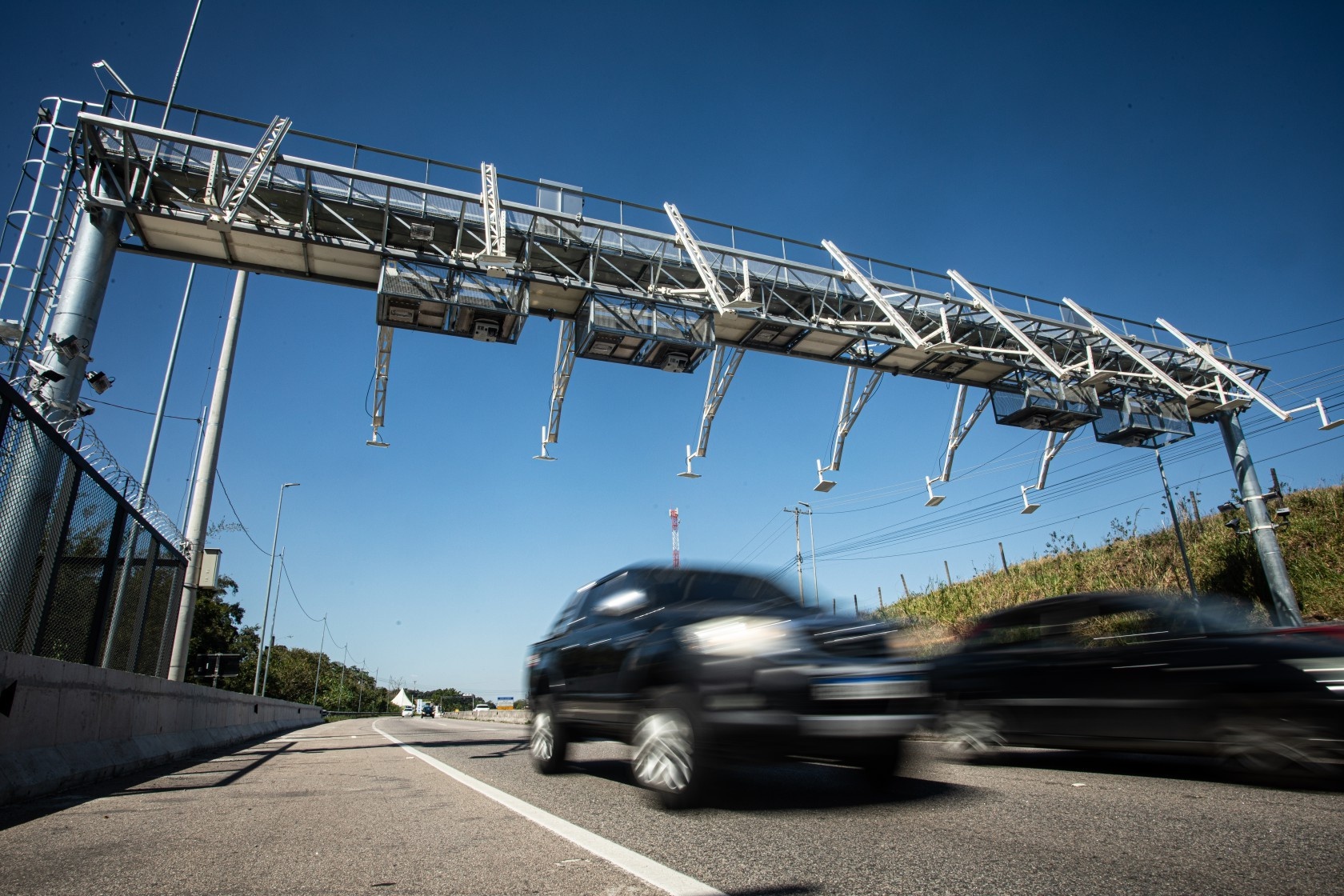 Suspensão de Multas Free Flow: A Tensão Entre Gestão Pública e o Calendário Eleitoral