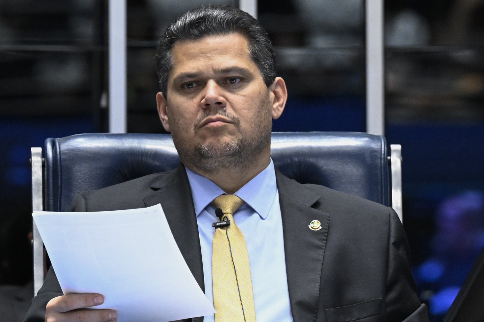 Manobra Incomum no Congresso Reconfigura Veto Presidencial: Implicações para a Justiça e Segurança Pública