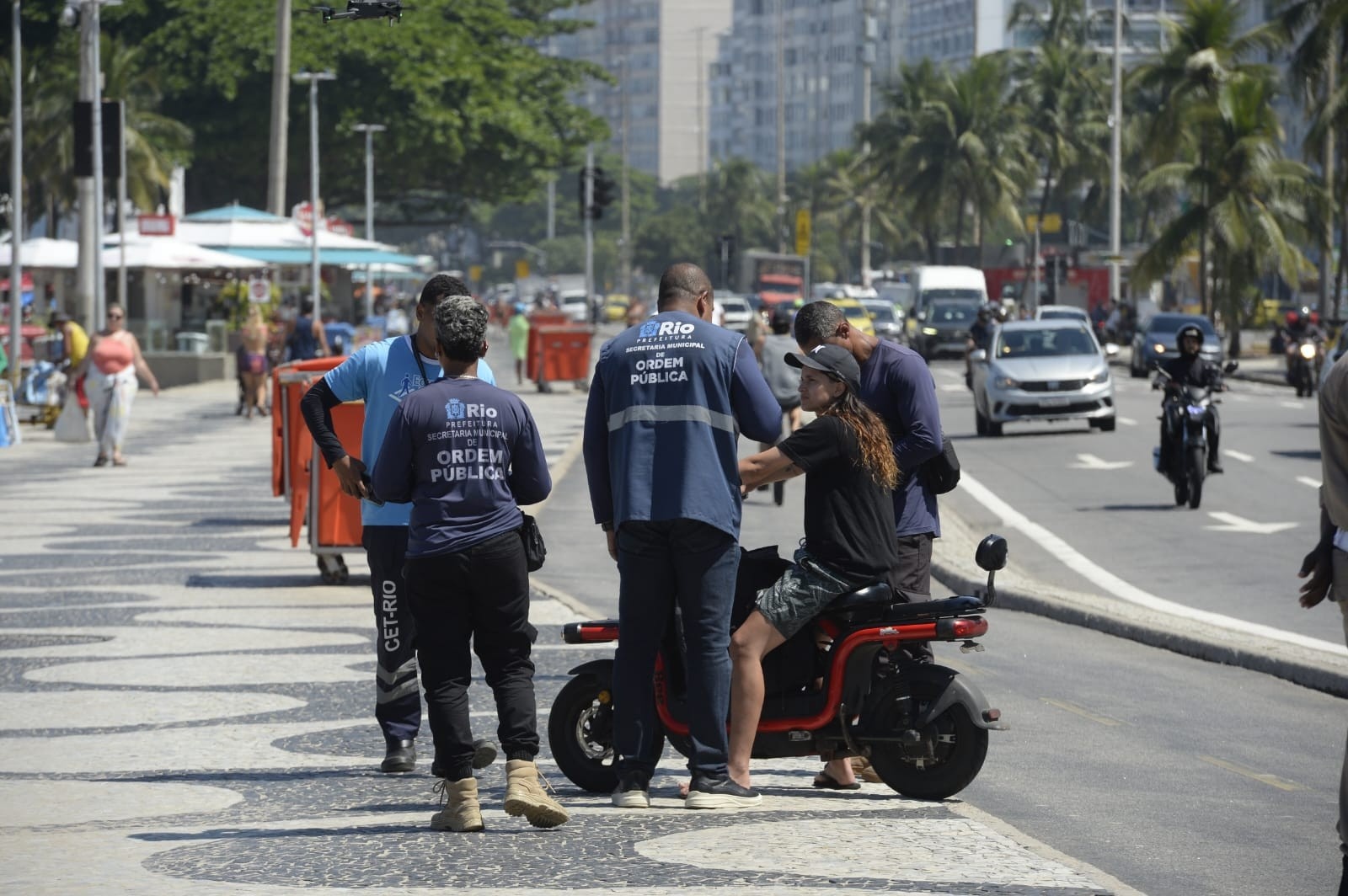 Mobilidade Urbana no Rio: Decreto de Bicicletas Elétricas e Ciclomotores Gera Conflito Legal e Reconfigura o Cotidiano Carioca