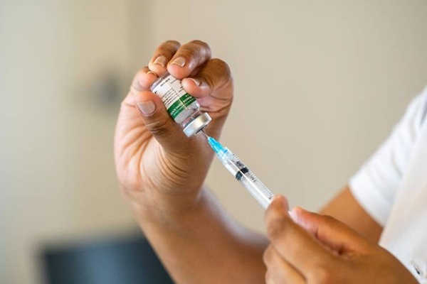 A Dança Evolutiva da Influenza: O Papel Central da Fiocruz na Proteção Anual contra Vírus Respiratórios