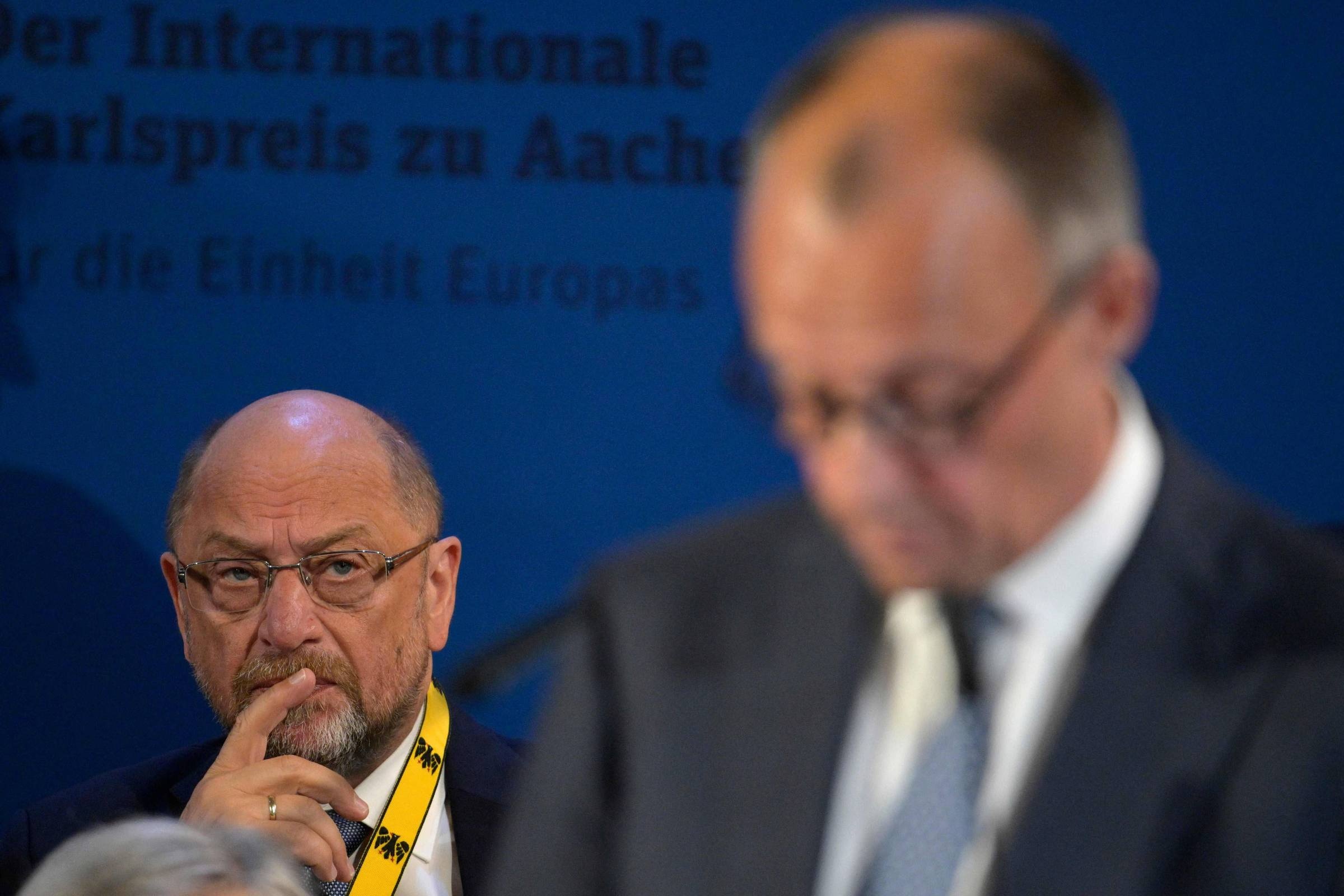 O Otimismo como Divisa na Luta Contra a Extrema-Direita Global: Análise de Martin Schulz
