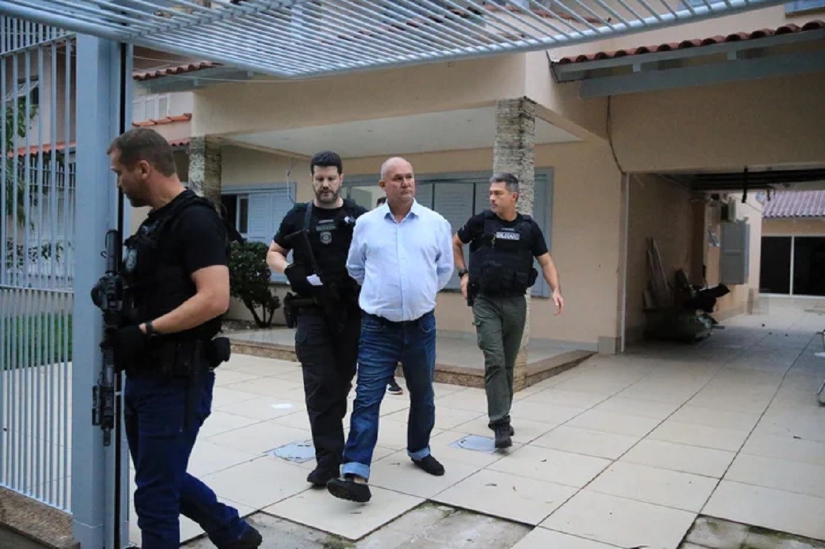 Liberdade Condicional por Saúde: O Complexo Equilíbrio entre Justiça e Acusações de Fraude em Porto Alegre