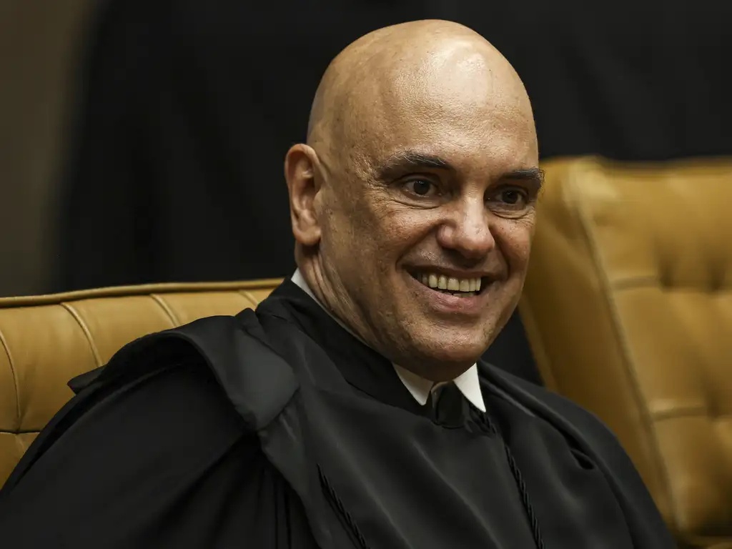 Judiciário e Forças Armadas: A Execução de Penas e o Precedente Institucional