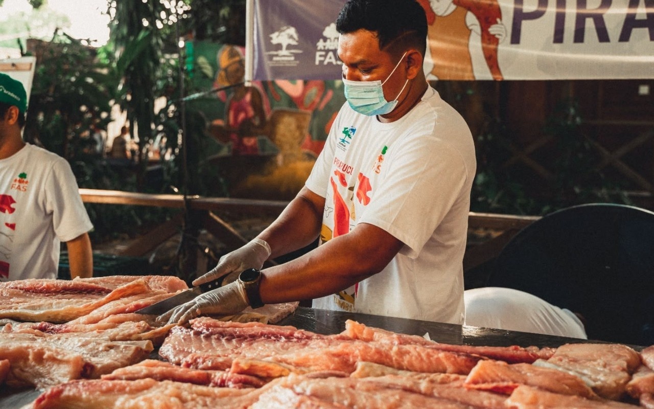 Feira do Pirarucu em Manaus: Um Modelo de Economia Sustentável e Resiliência Amazônica