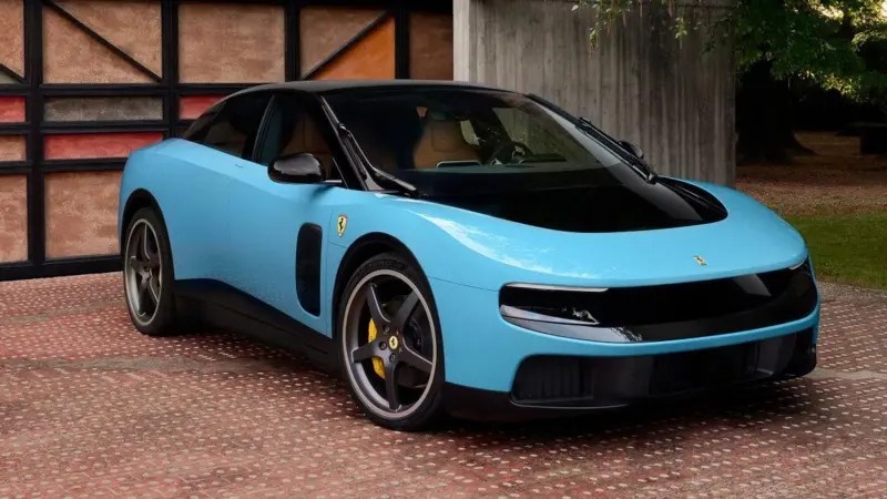 A Ferrari Eletriza o Luxo: Análise da Estratégia de US$ 640 mil em Meio a Ventos Contrários do Mercado