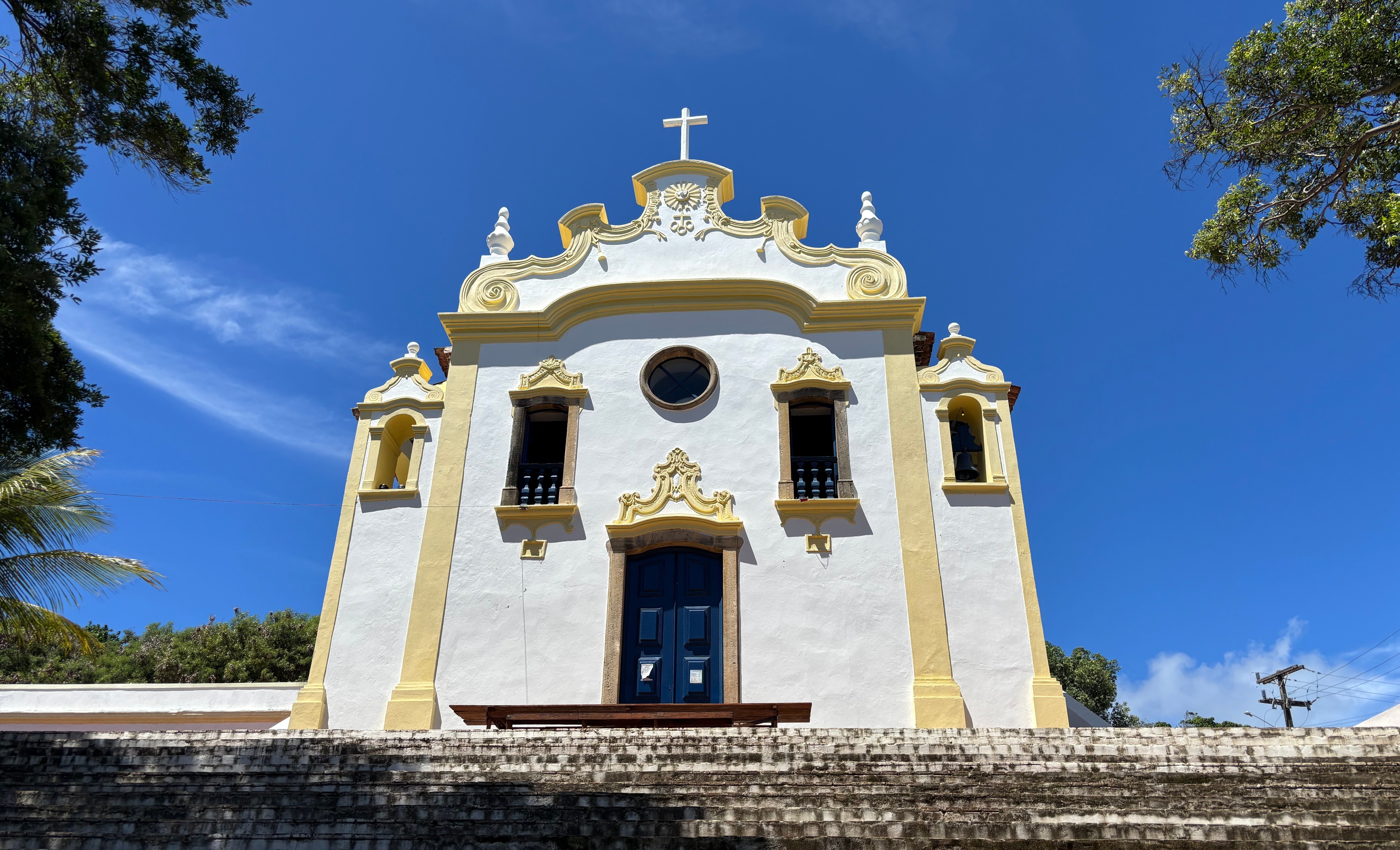 Fernando de Noronha e a Festa da Padroeira: Mais que Fé, um Pilar Sócio-Econômico Regional