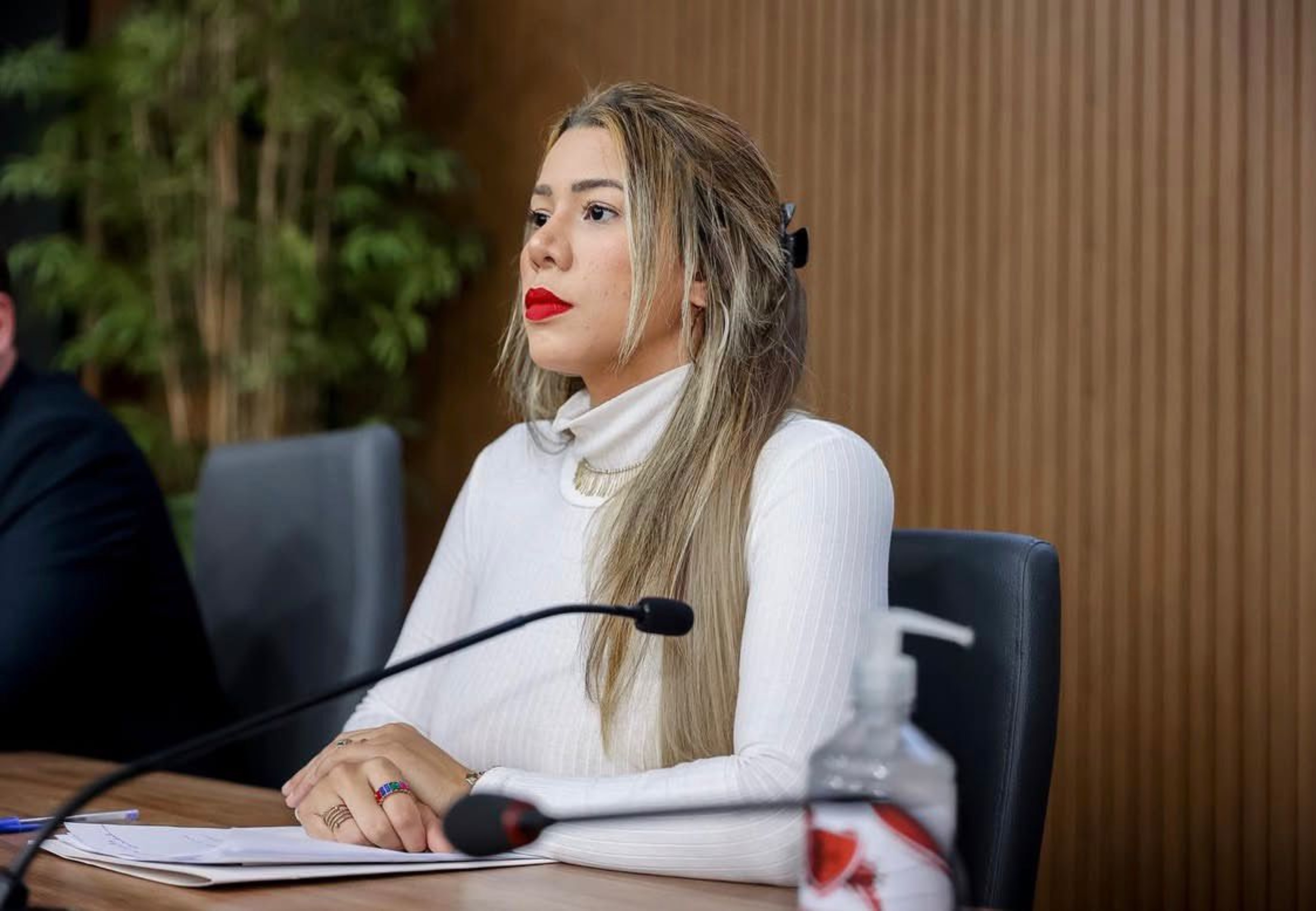 Condenação da Filha do Presidente da OAB-RR: Um Alerta Sobre Ética Digital e Consequências Reais